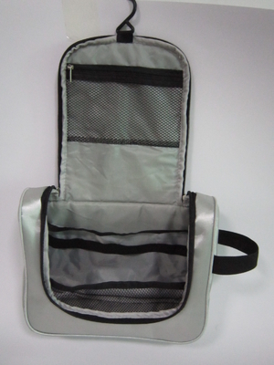 Серебряная водоустойчивая сумка организатора гигиенической косметикаи смертной казни через повешение с карманом сетки